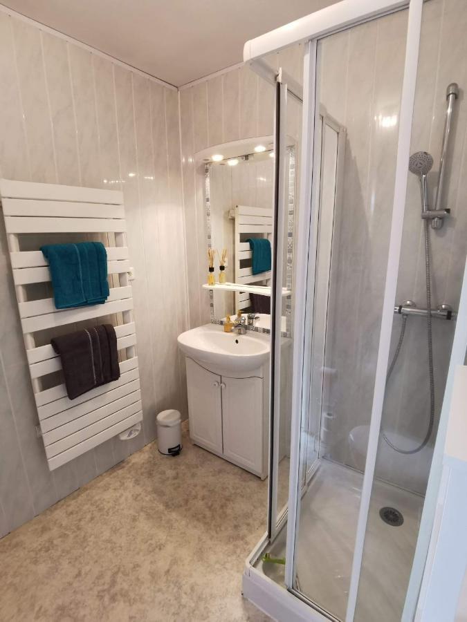 Joli Appartement, 1 Chambre, Au Coeur De Mouilleron St Germain Exteriör bild