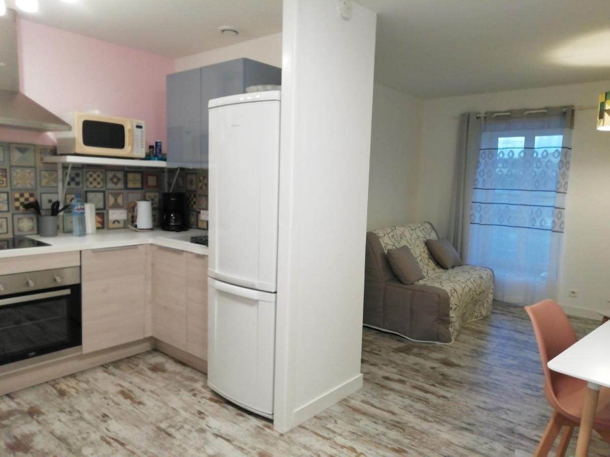 Joli Appartement, 1 Chambre, Au Coeur De Mouilleron St Germain Exteriör bild
